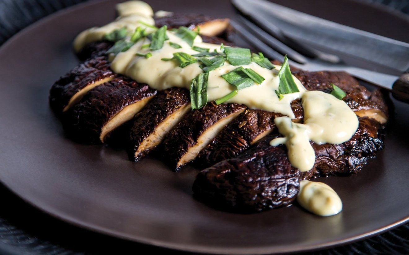 Grilled Portabella Mushrooms with a Balsamic Glaze: Unveiling the Richness of the Forest
